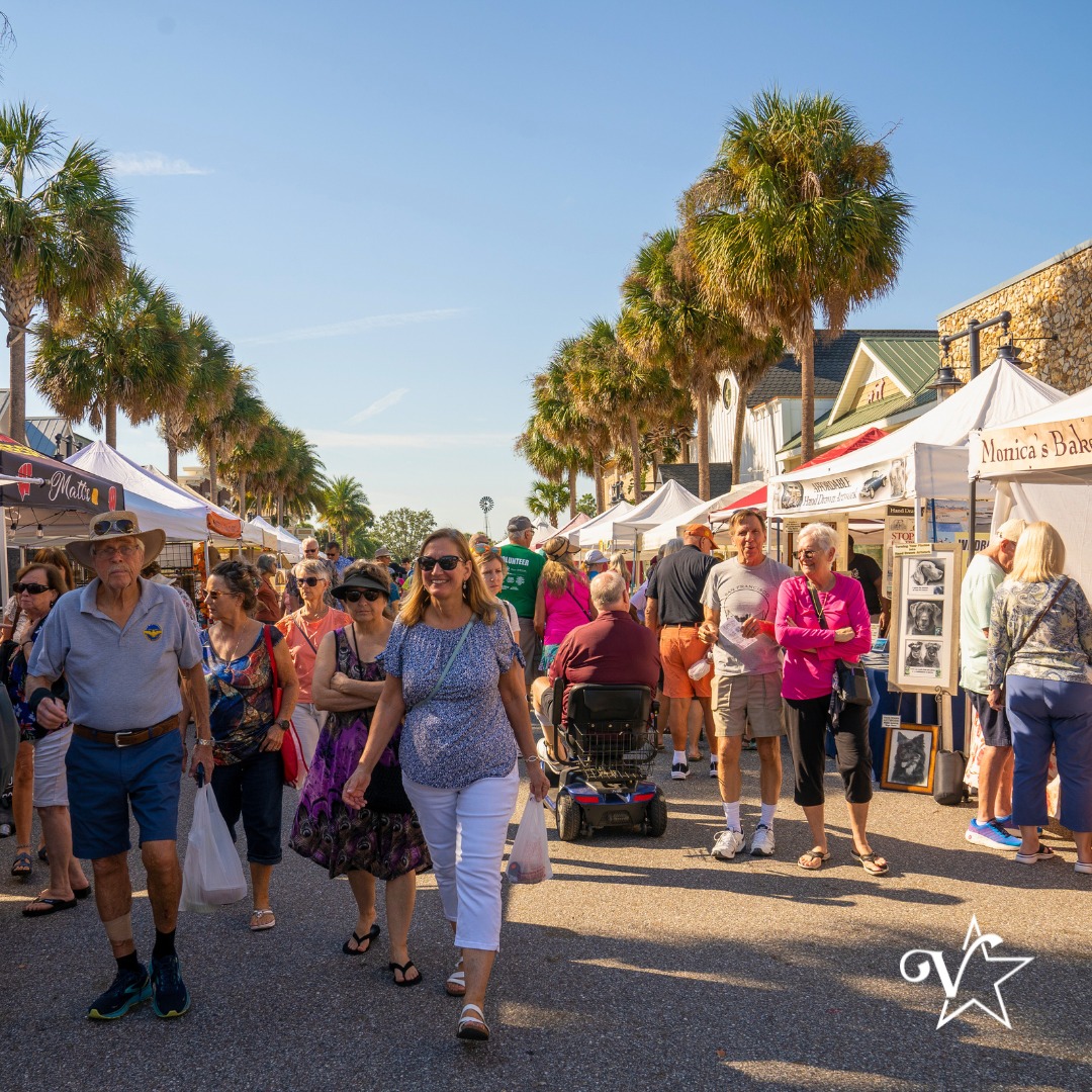 Hometown Market Crowd Shot